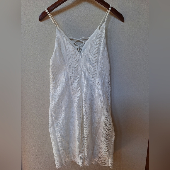 ASTR the label Womens Ivory Crocheted Mini Dress. Size XS - Picture 8 of 9